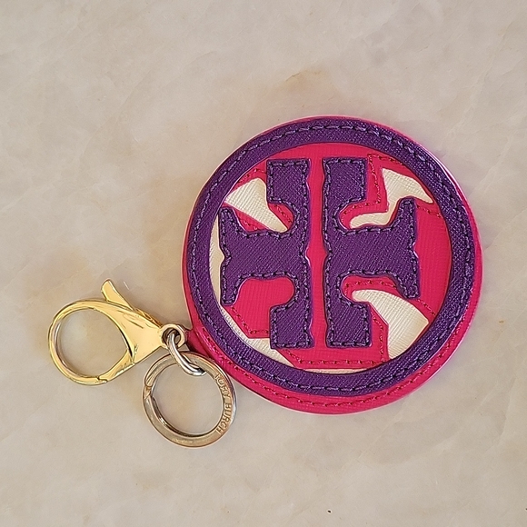 Tory Burch Accessories - Tory Burch Leather Keychain